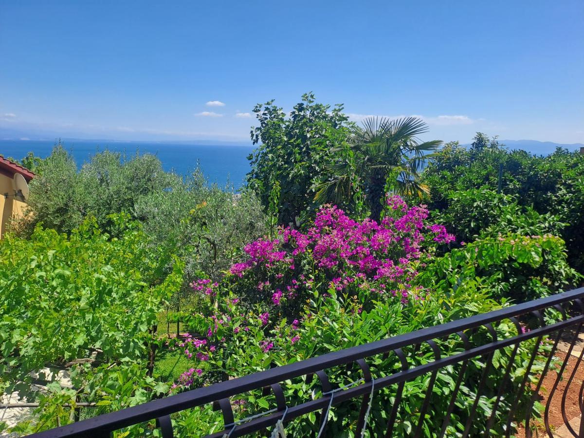 Apartment Camelia Opatija Exterior foto